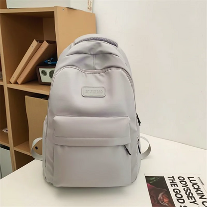 Students' large capacity simple schoolbags and