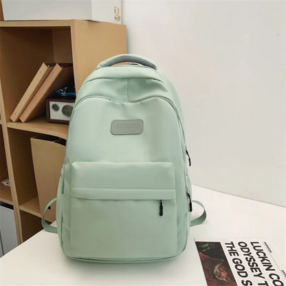 Students' large capacity simple schoolbags and