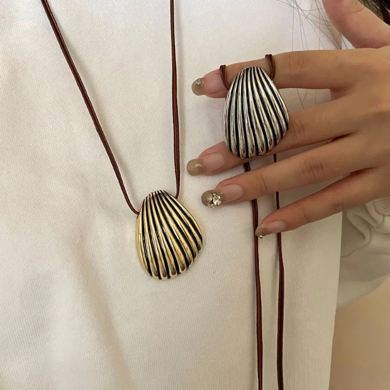 Heavy Industry Silver Large Shell Pendant Necklace